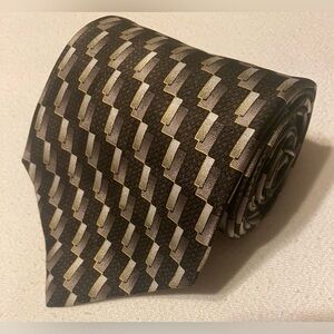 Elegant Black and Gold Men's Tie
